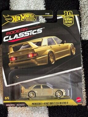 Chase! Hot Wheels Car Culture Modern Classics Mercedes-Benz 190 E 2.5-16 Evo II